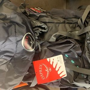 Osprey Kyte 46L Backpack Grey Orchid brand new!!